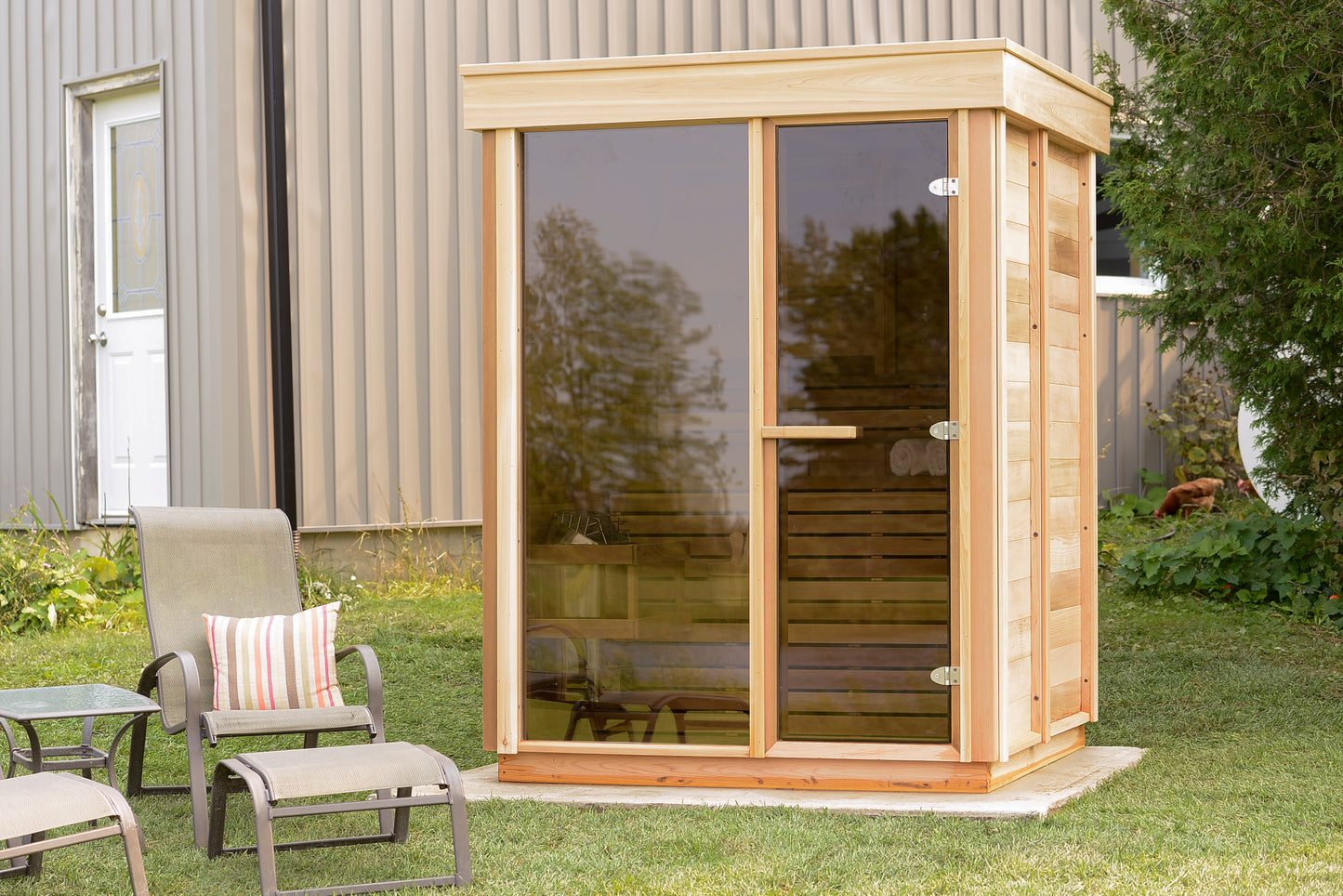 CU550 Pure Cube Front Clear Cedar