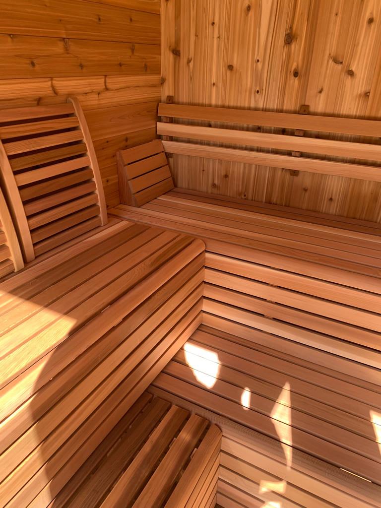 Luna Sauna 880LUE/882LUE Outdoor Clear or Knotty Red Cedar - Sun'n'Fun Pool & Spa