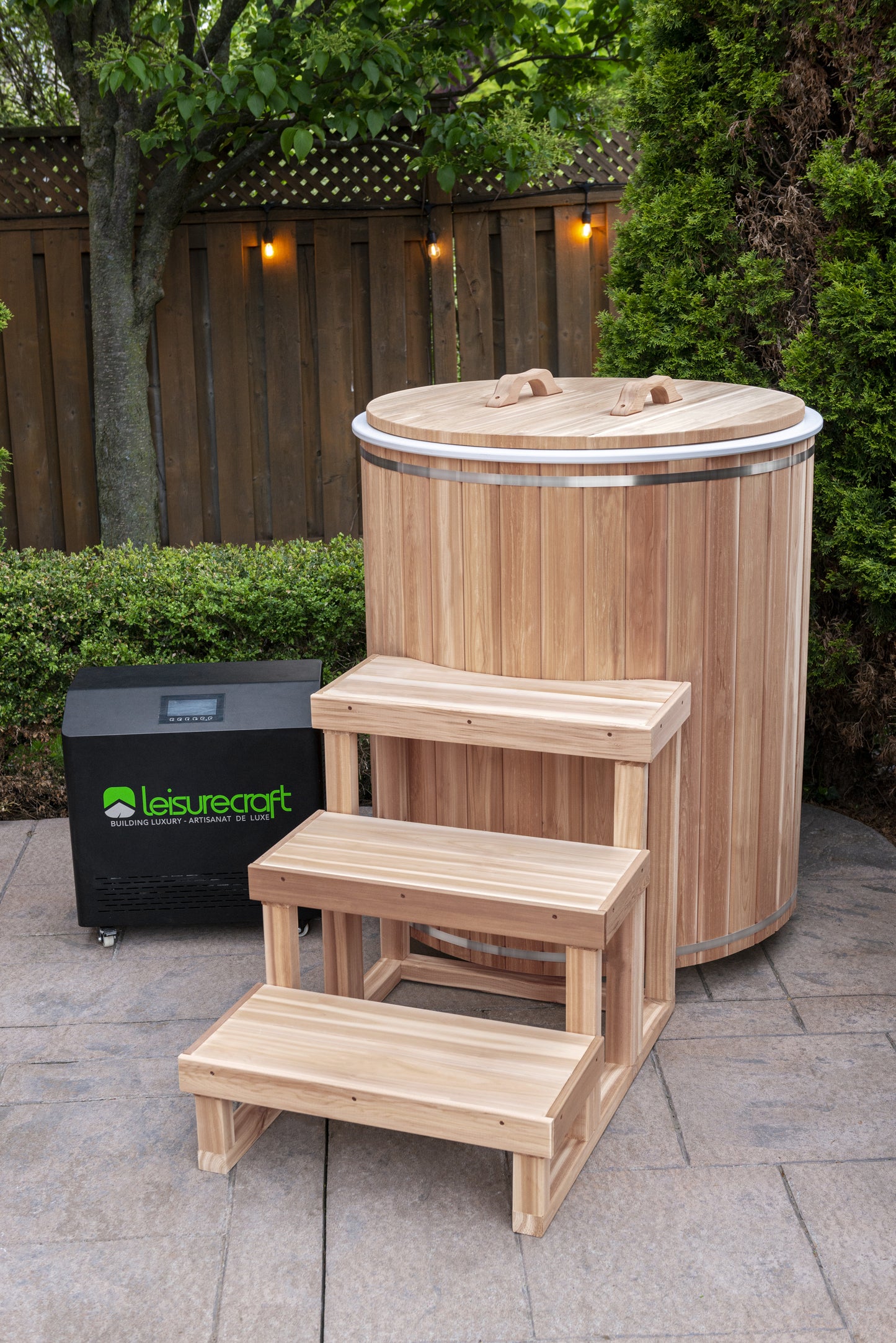The Baltic Plunge Tub - Eastern White Cedar - Sun'n'Fun Pool & Spa