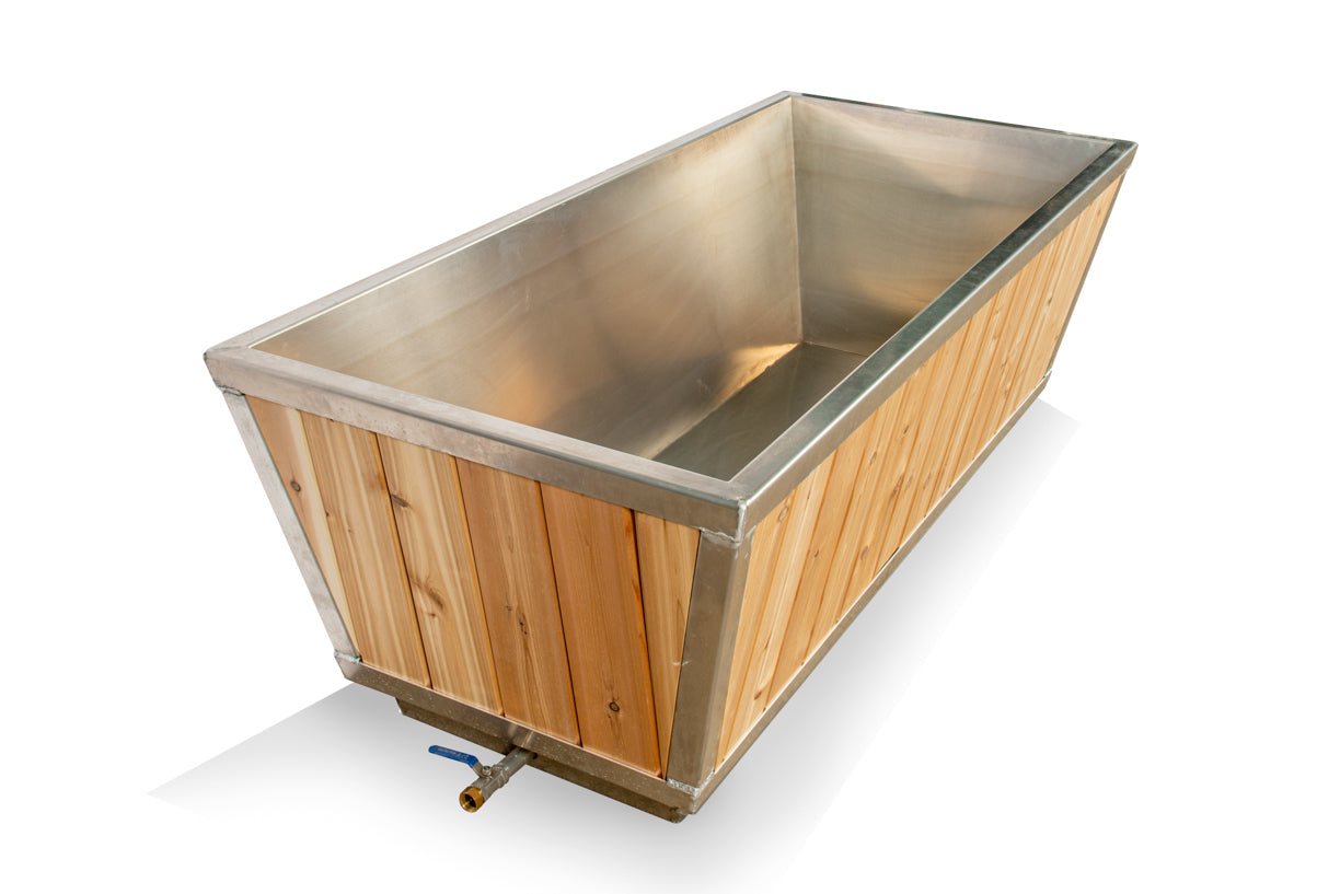 The Glacier Plunge Tub