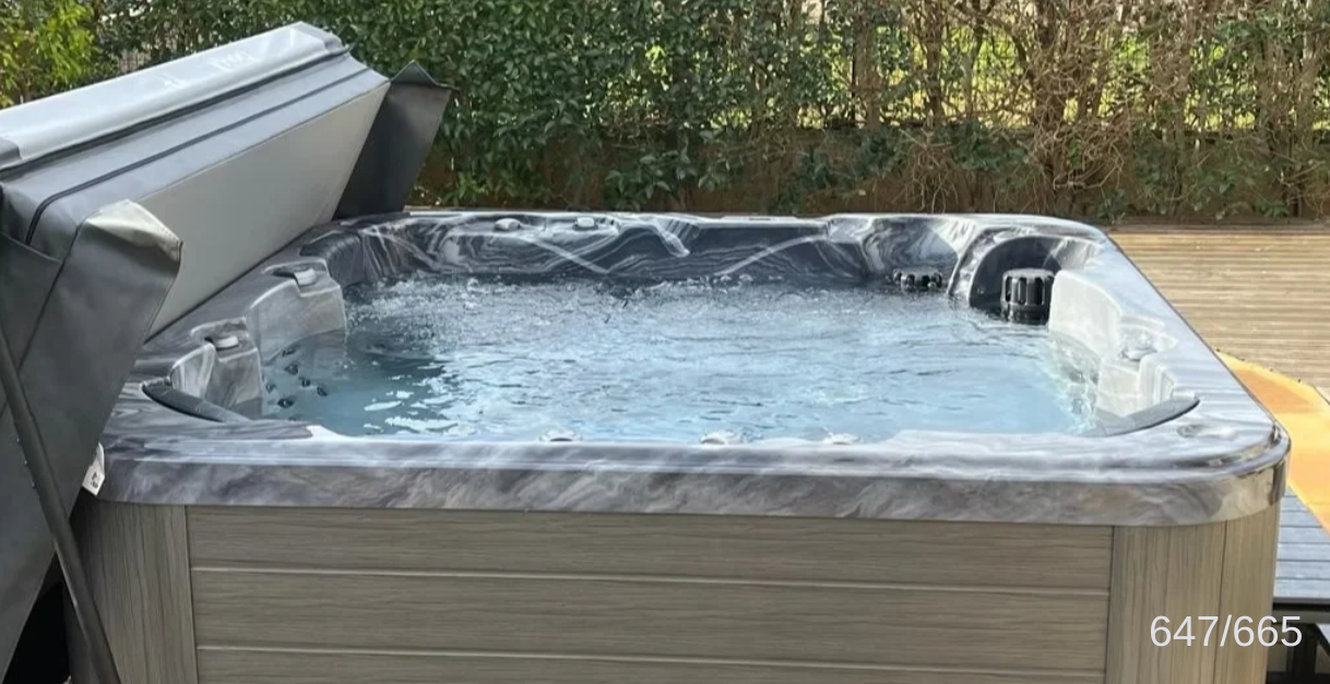 Be Well Spas Original 665