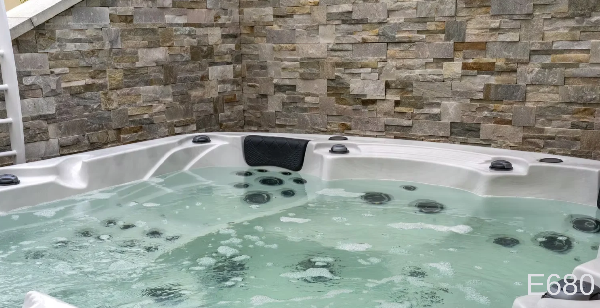 Be Well Spas Executive 680