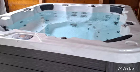 Be Well Spas Original 765