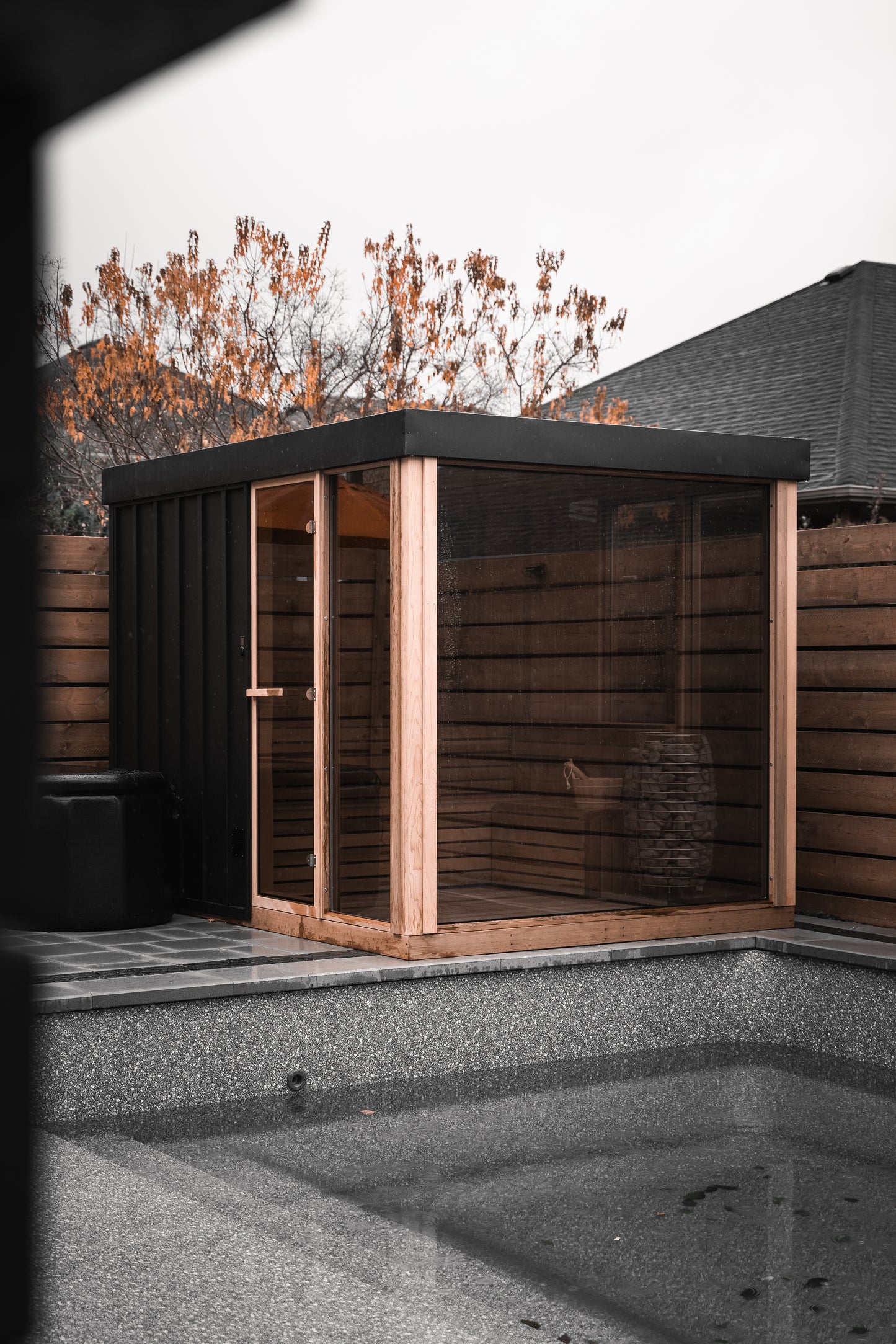 Pure Cube Orion Sauna OR6110/OR6112 Outdoor Clear or Knotty Red Cedar